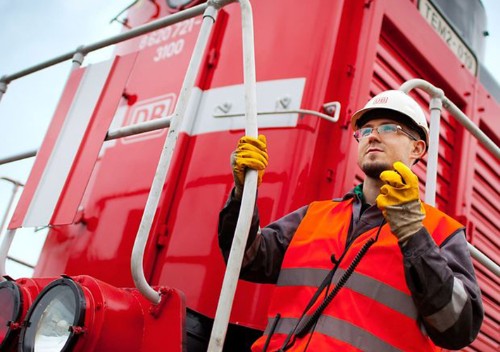 Foto Transfesa Logistics selecciona a personal de tierra para trabajar en Alemania en su matriz DB Cargo.